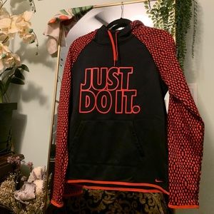 Nike Therma-Fit Hoodie